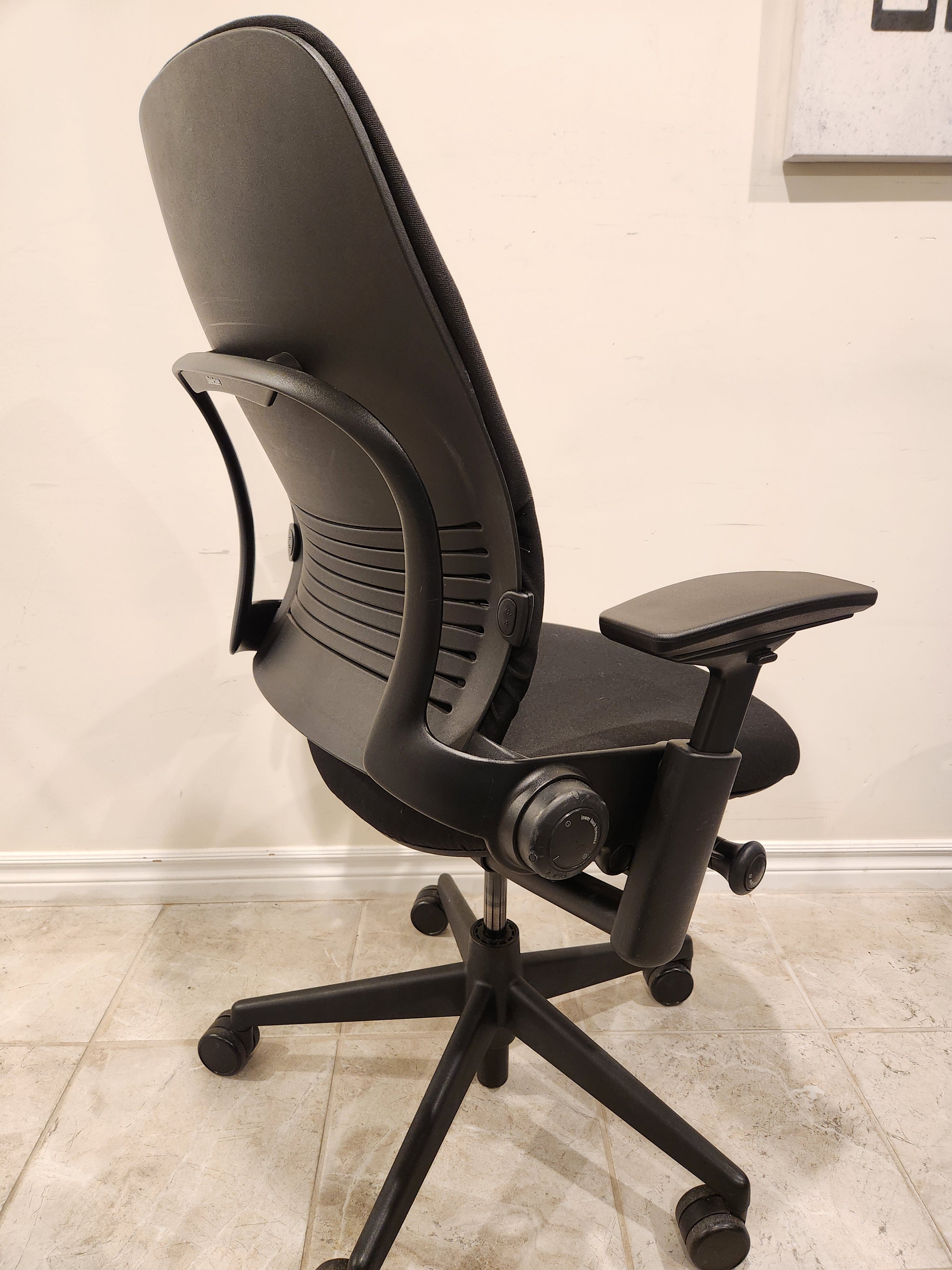 Refurbished Steelcase Leap V2 — Toronto Pickup + GTA Delivery | Greener Postures