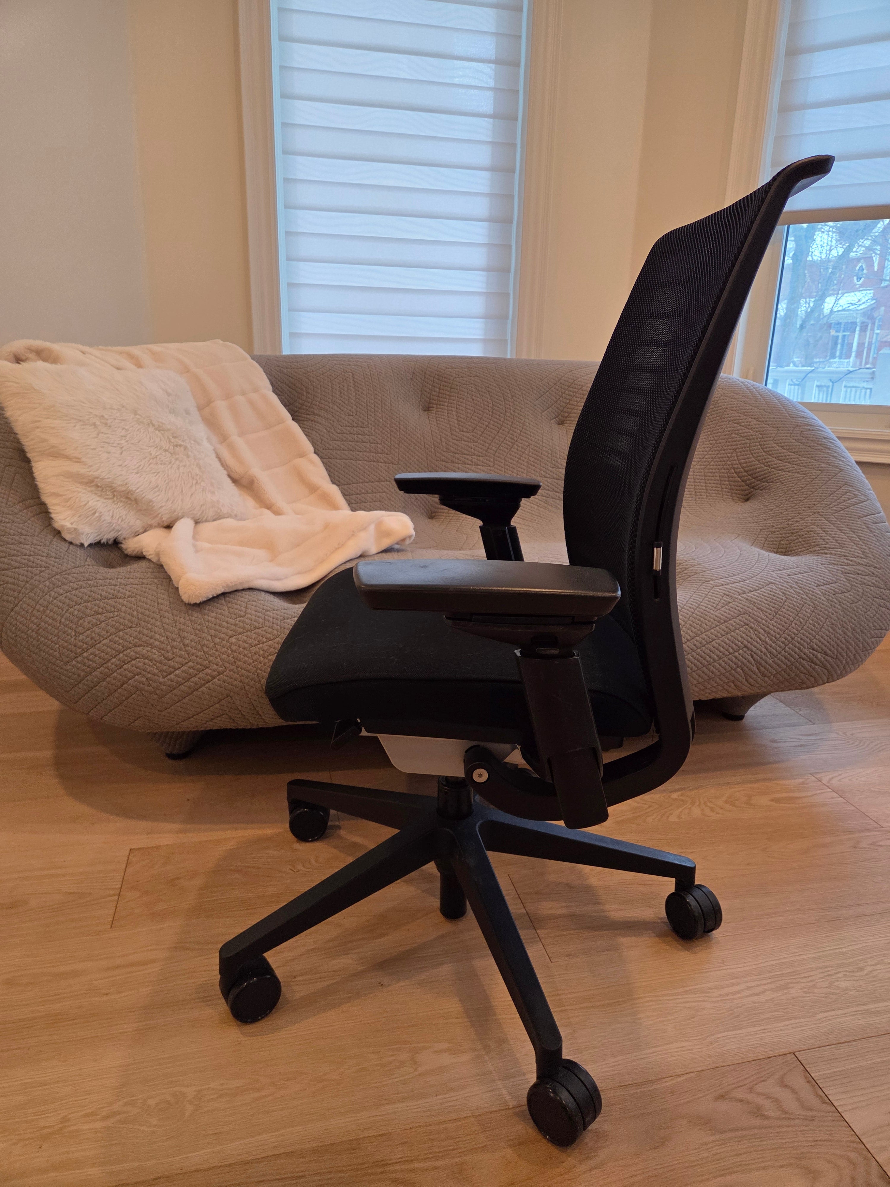 Used Steelcase Think V2 — Toronto Pickup + GTA Delivery | Greener Postures