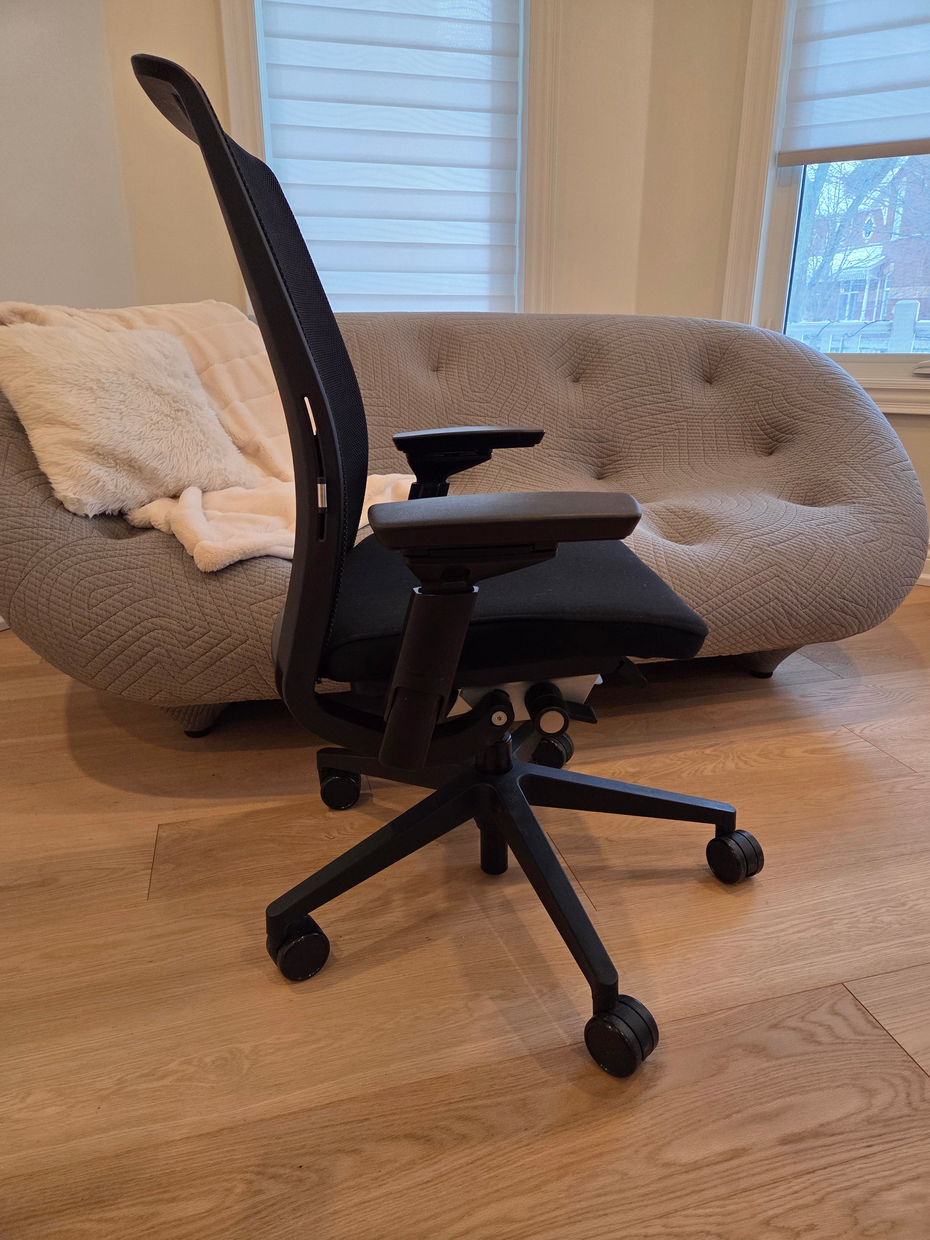 Used Steelcase Think V2 — Toronto Pickup + GTA Delivery | Greener Postures