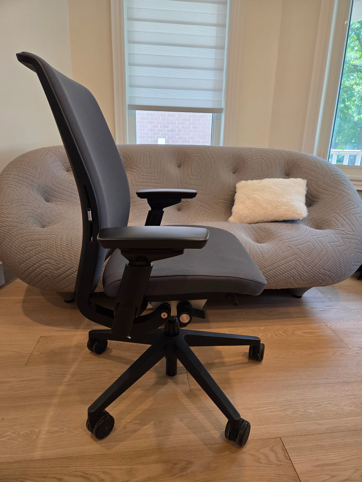Used Steelcase Think V2 — Toronto Pickup + GTA Delivery | Greener Postures