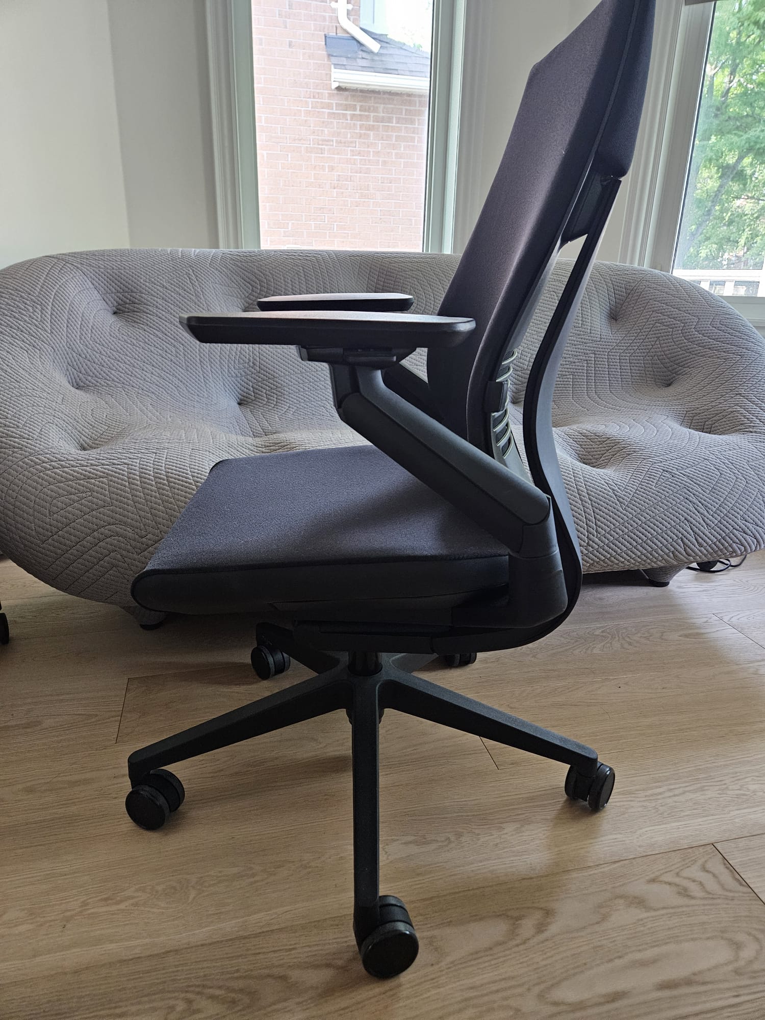 Steelcase Gesture (New/Open Box) — Toronto & GTA | Greener Postures