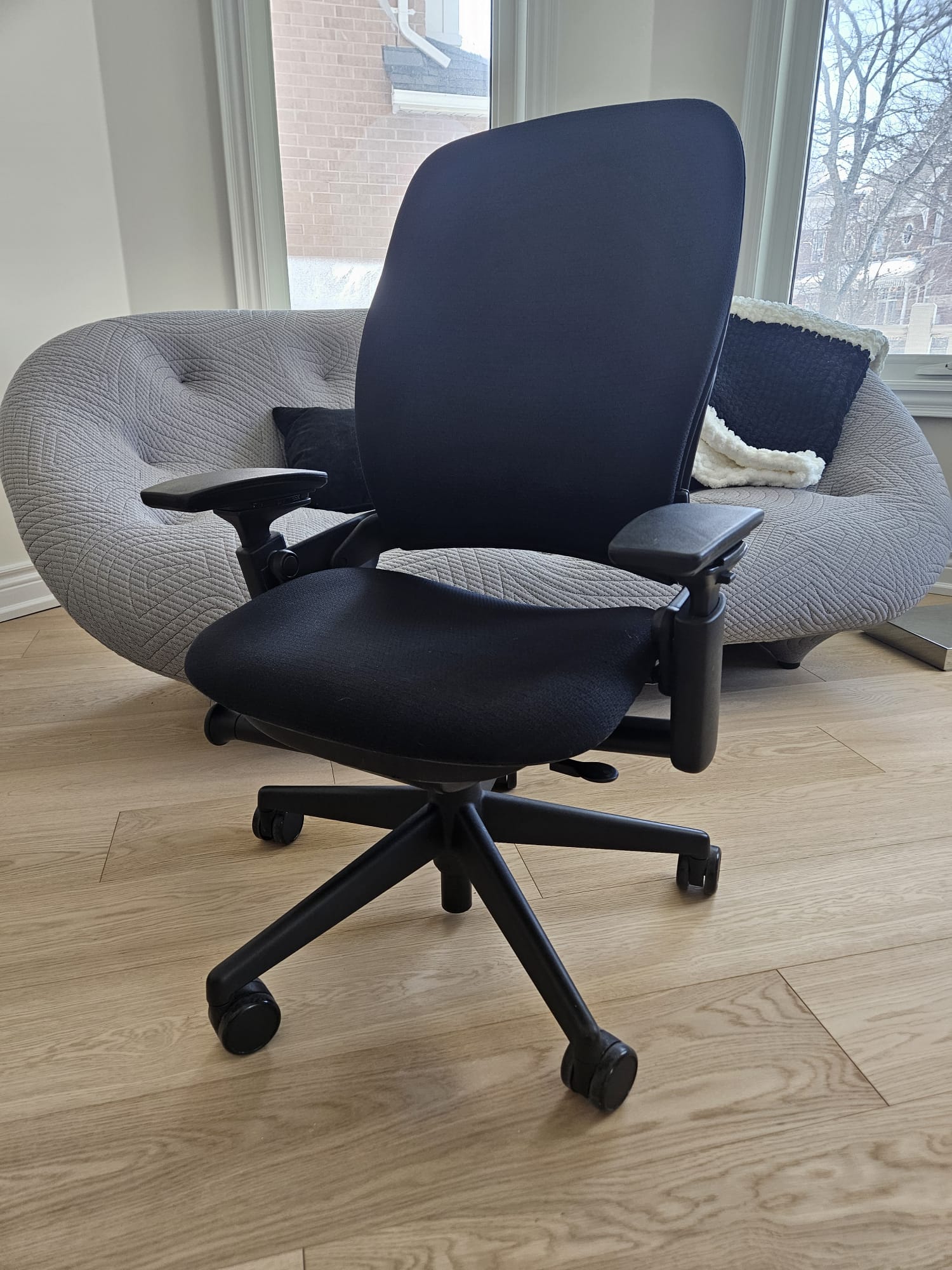 Black Frame With Black Cushion