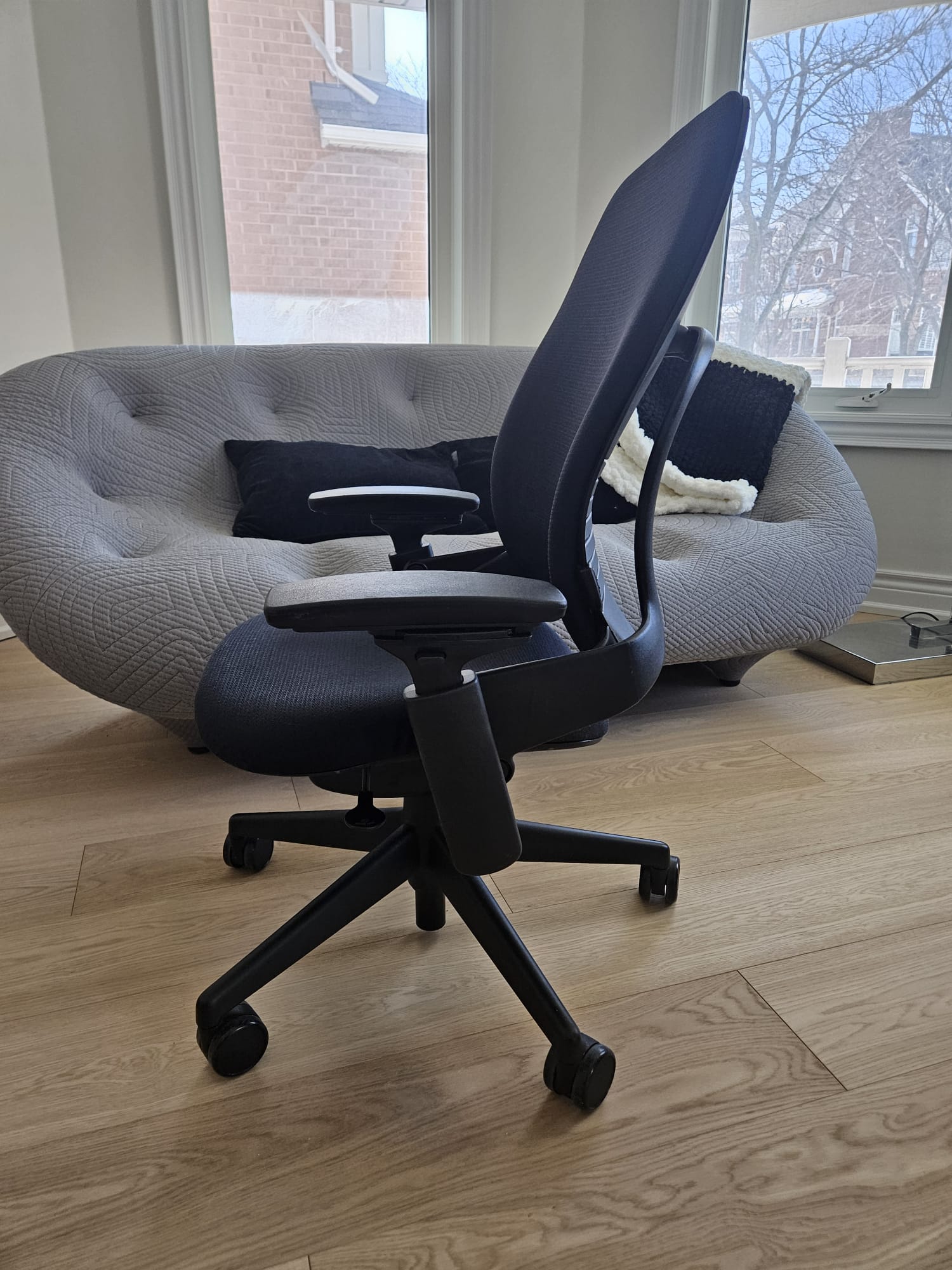 Black Frame With Black Cushion