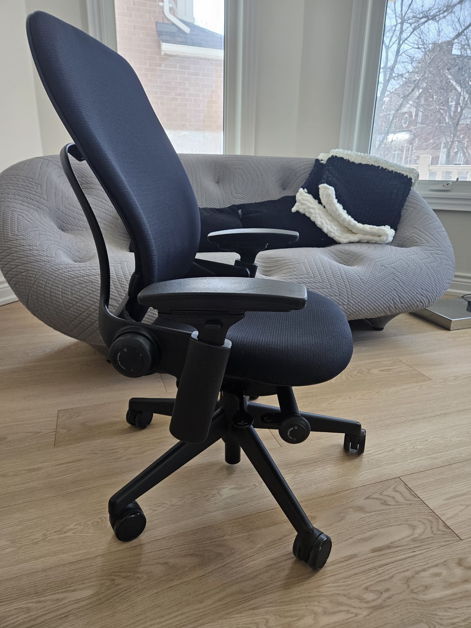 Black Frame With Black Cushion